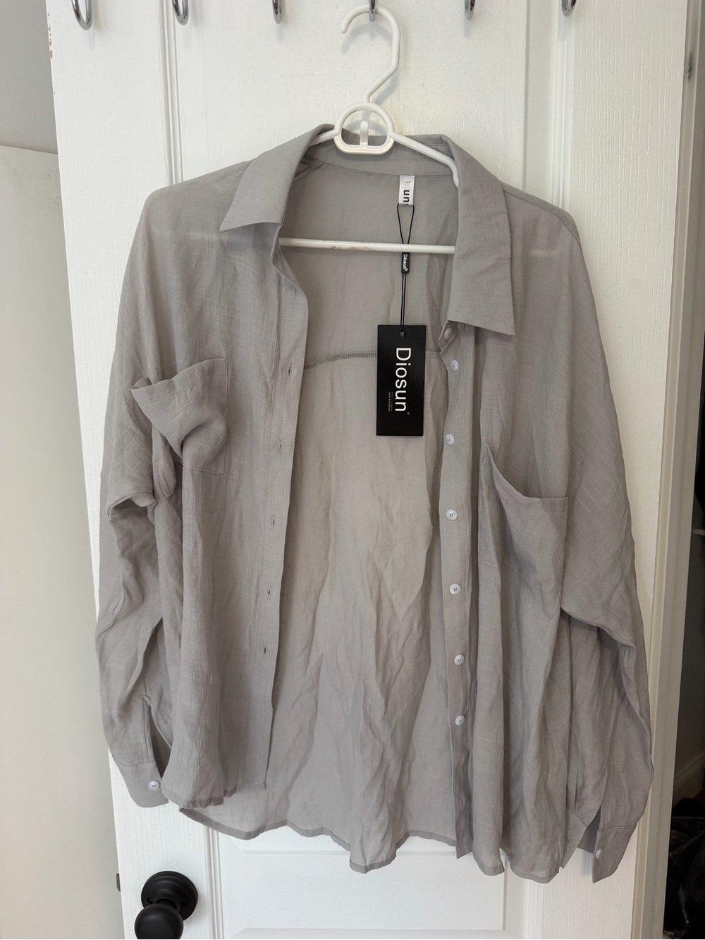 Lightweight Button-Up Shirt in Light Gray